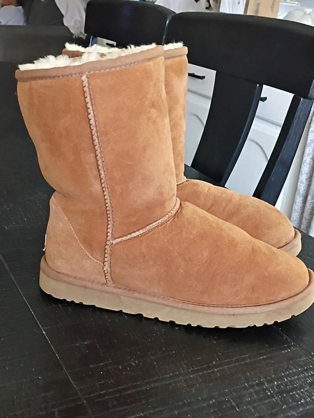 UGG Classic Short Suede Shearling Boots - Chestnut